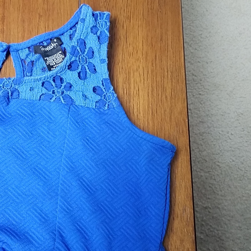Dress - Picture 3 of 3